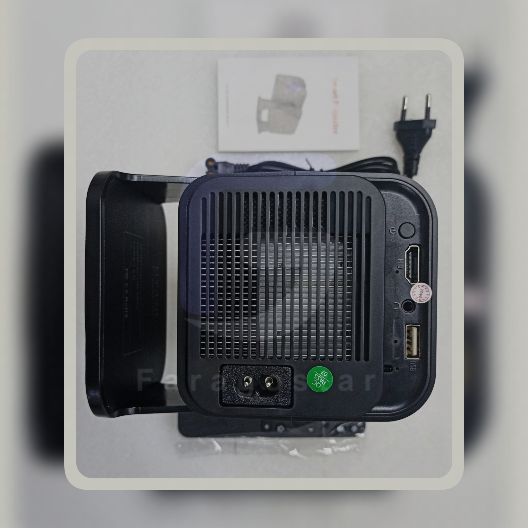 پروژکتور قابل حمل HY330 – سینمای خانگی 4K